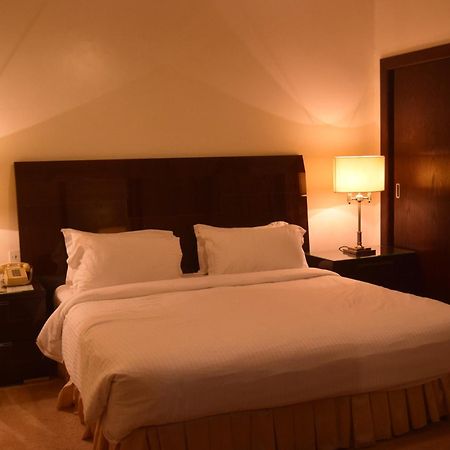 Al Gosaibi Hotel - Villa Khobar Buitenkant foto