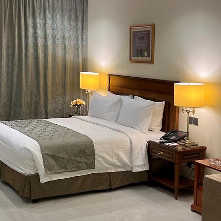 Al Gosaibi Hotel - Villa Khobar Buitenkant foto