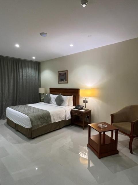 Al Gosaibi Hotel - Villa Khobar Buitenkant foto